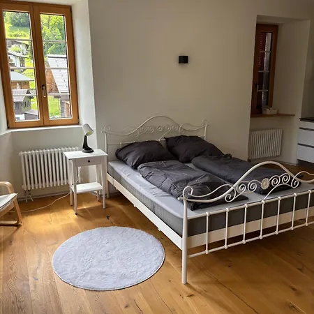 Des Alpes Apartment